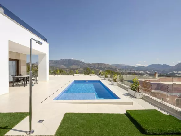 3-bedroom Villa In Polop, Spain (165 M²)