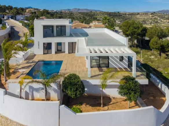 3-bedroom Villa In Moraira, Spain (310 M²)