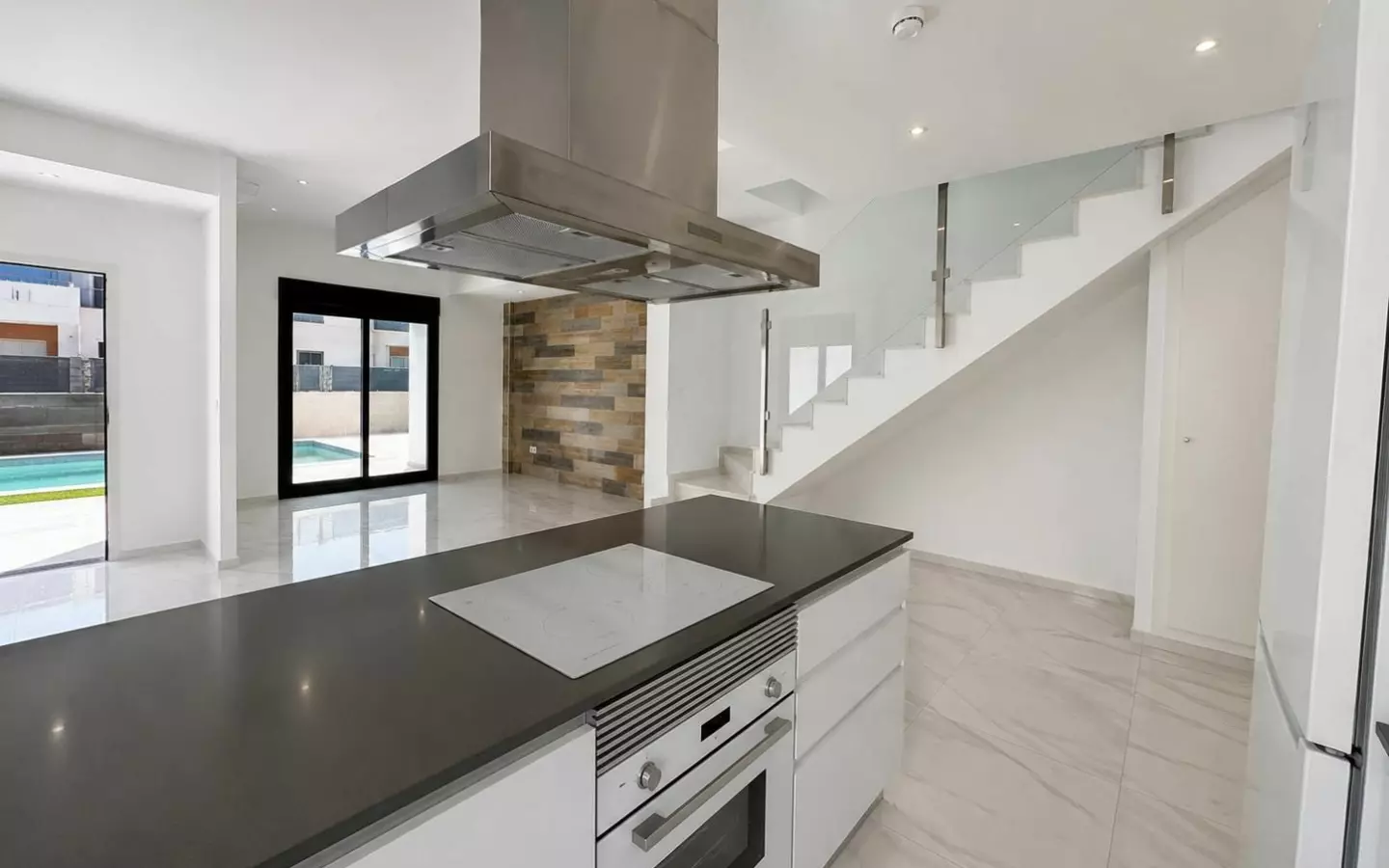 3-bedroom Villa In La Nucía, Spain (123 M²)