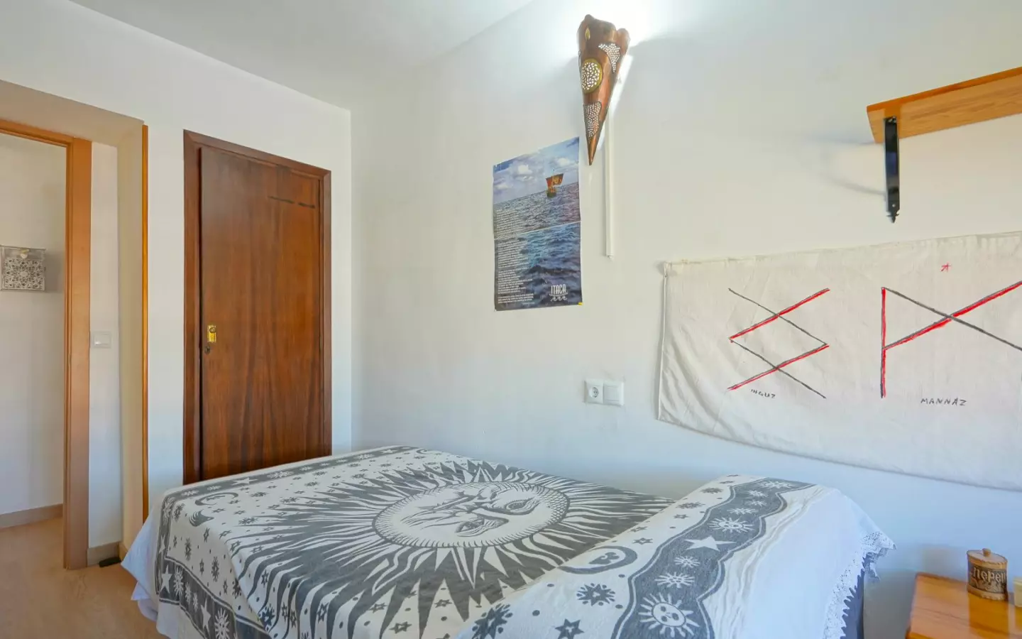 2-bedroom Apartment In Denia, Spain (80 M²)