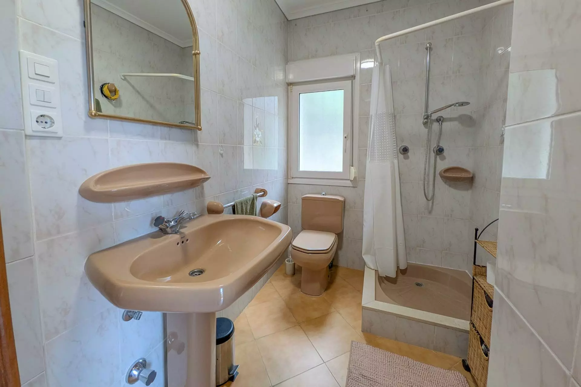 2-20-6bf6b8 3-bedroom Villa In Denia, Spain (238 M²)