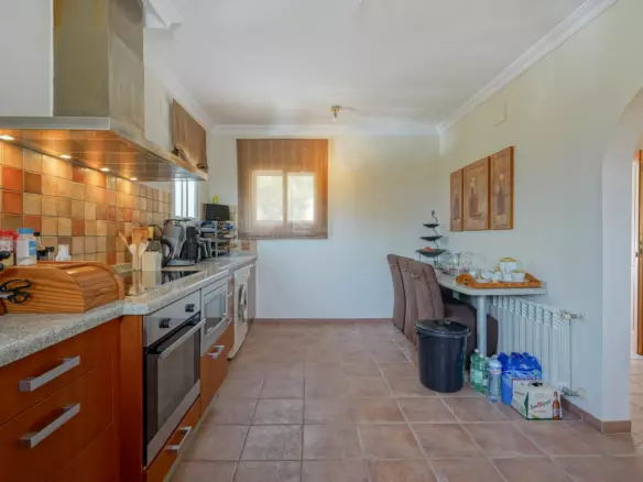 4-bedroom Villa In Altea, Spain (400 M²)