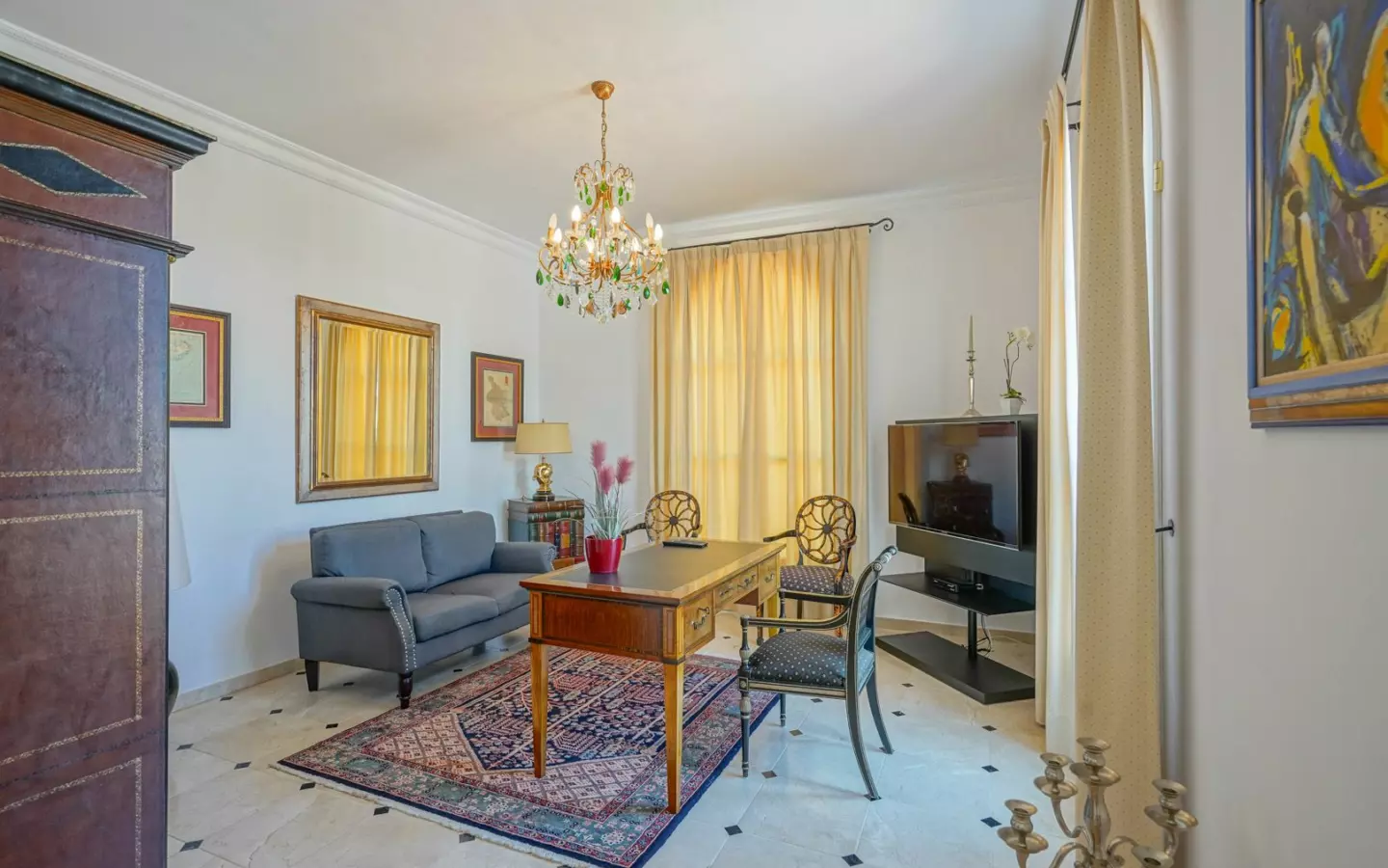 5-bedroom Villa In Pedreguer, Spain (392 M²)