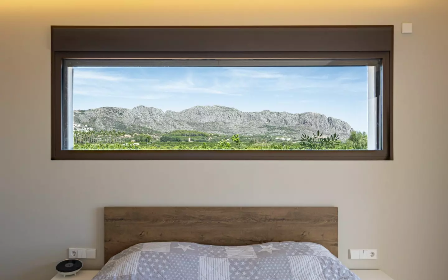 3-bedroom Villa In Pedreguer, Spain (225 M²)