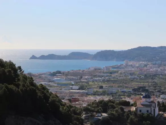 4-bedroom Villa In Jávea – Xàbia, Spain (230 M²)
