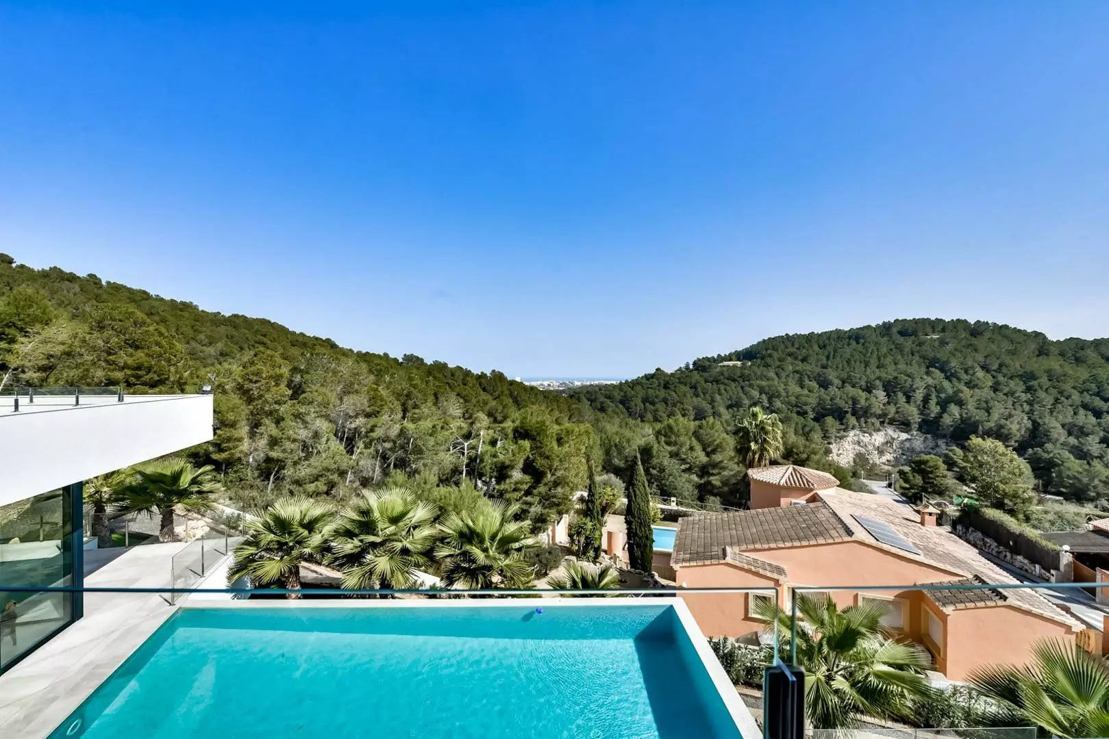2-3-0ef2dd 3-bedroom Villa In Jávea – Xàbia, Spain (374 M²)