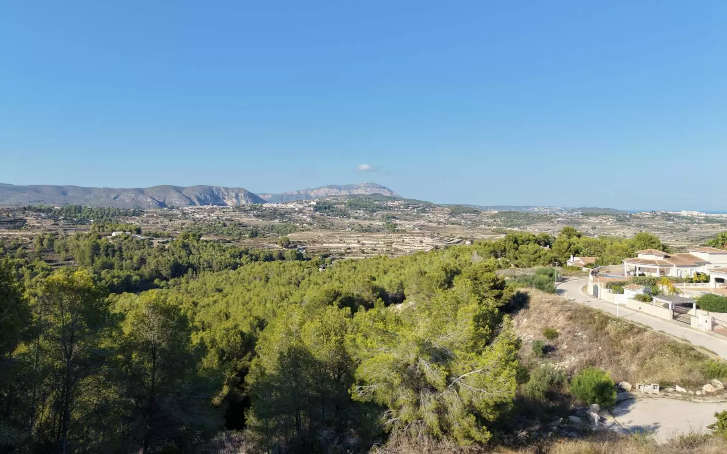 Plot In Moraira, Spain (1.280 M² Plot)