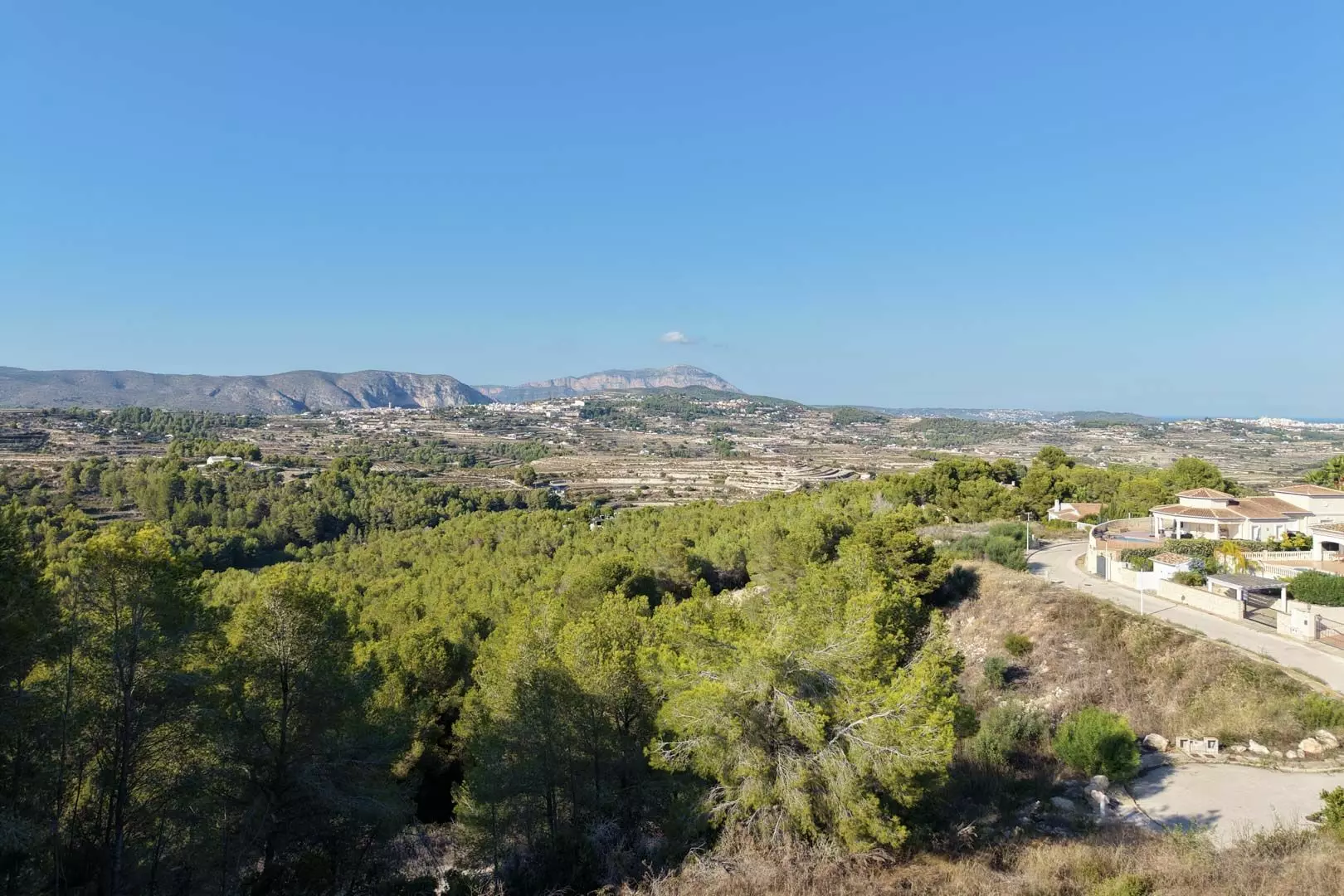 Plot In Moraira, Spain (1.280 M² Plot)