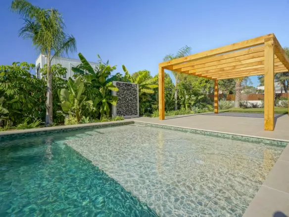 3-bedroom Villa In Jávea – Xàbia, Spain (471 M²)