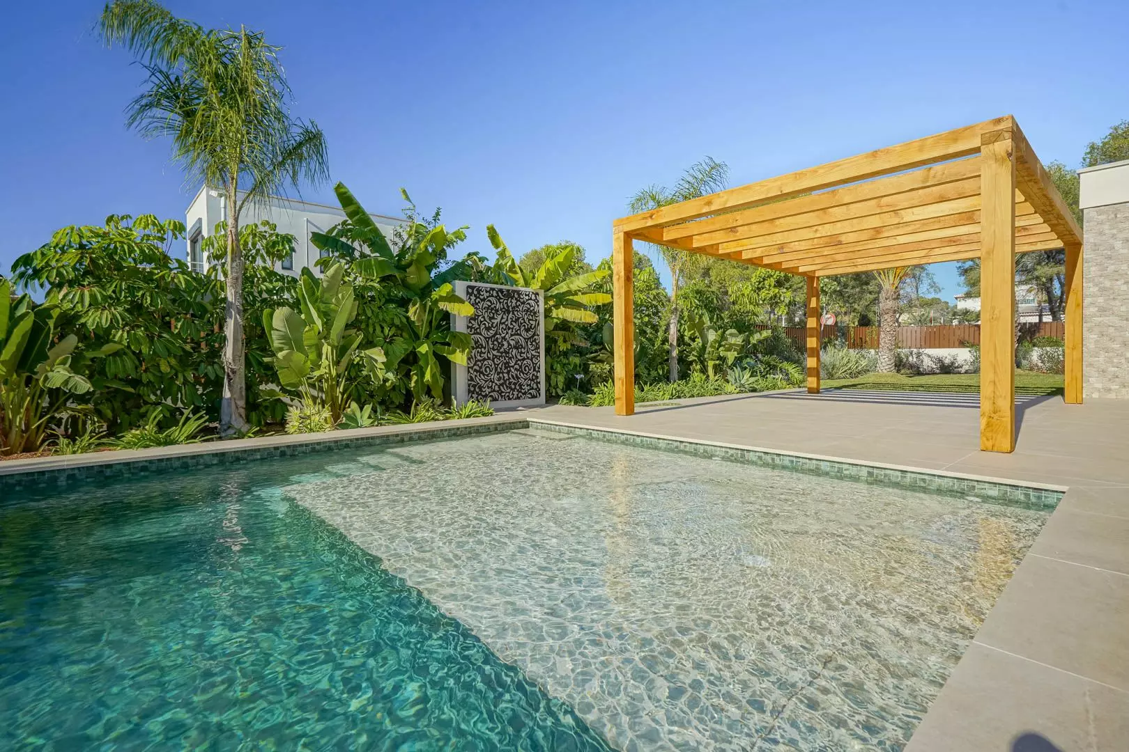 2-3-63e7b3 3-bedroom Villa In Jávea – Xàbia, Spain (471 M²)