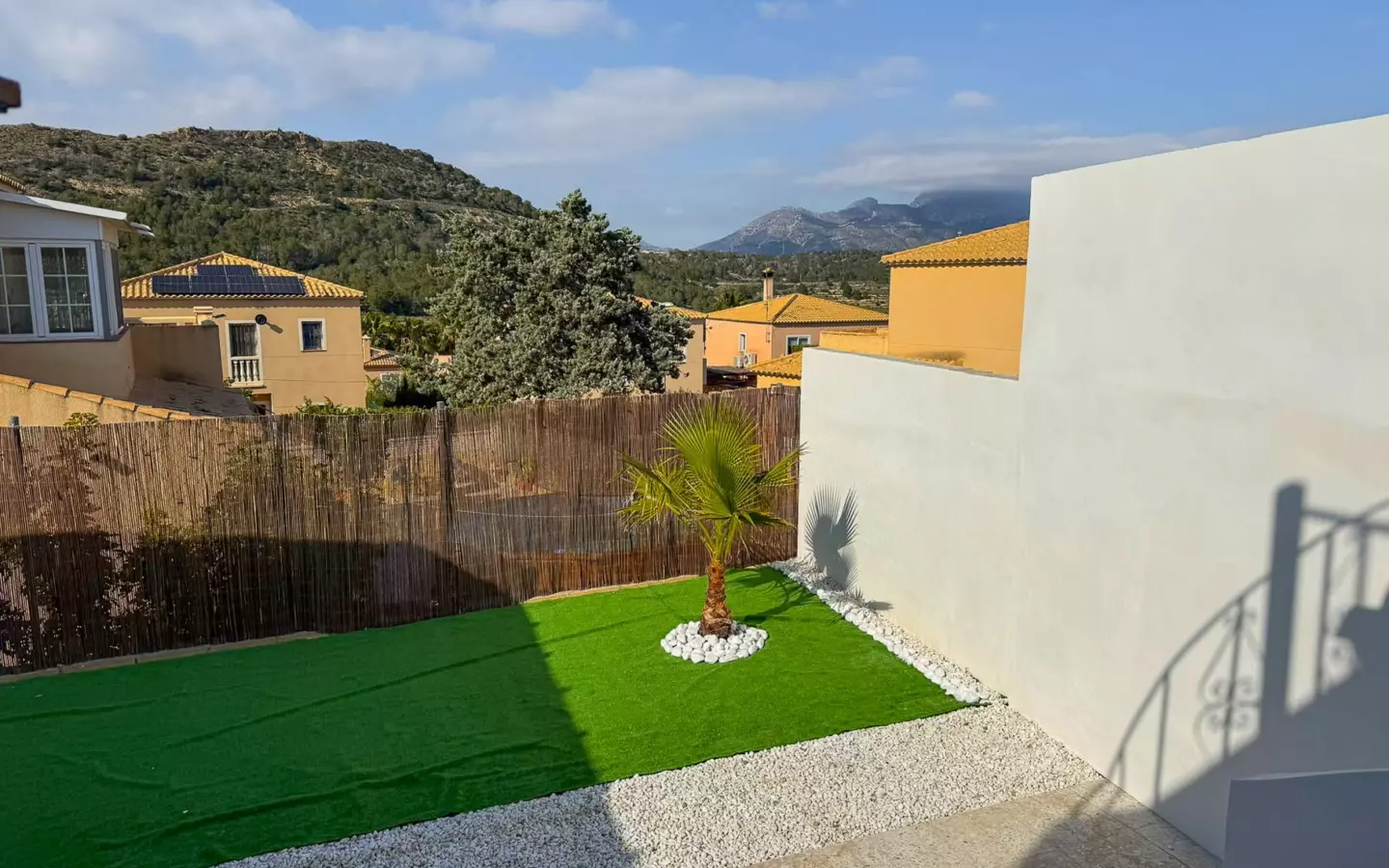 4-bedroom Villa In La Nucía, Spain (120 M²)