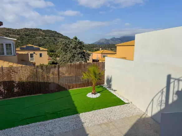4-bedroom Villa In La Nucía, Spain (120 M²)