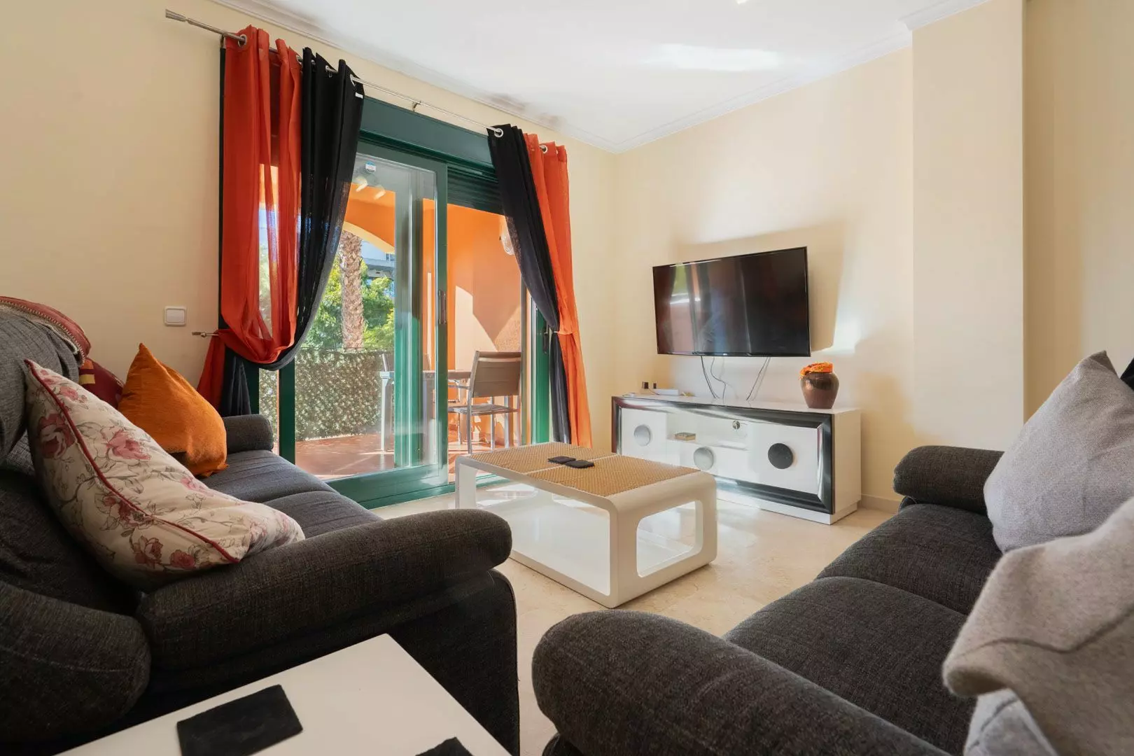 3-bedroom Apartment In Jávea – Xàbia, Spain (130 M²)