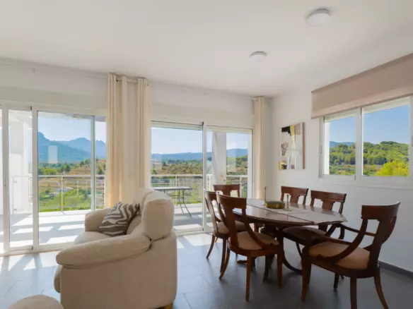 3-bedroom Villa In Calpe, Spain (120 M²)