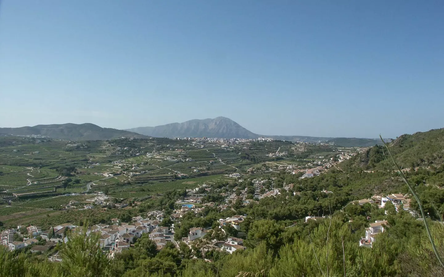 Plot In Moraira, Spain (1.443 M² Plot)
