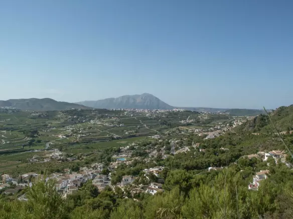Plot In Moraira, Spain (1.443 M² Plot)
