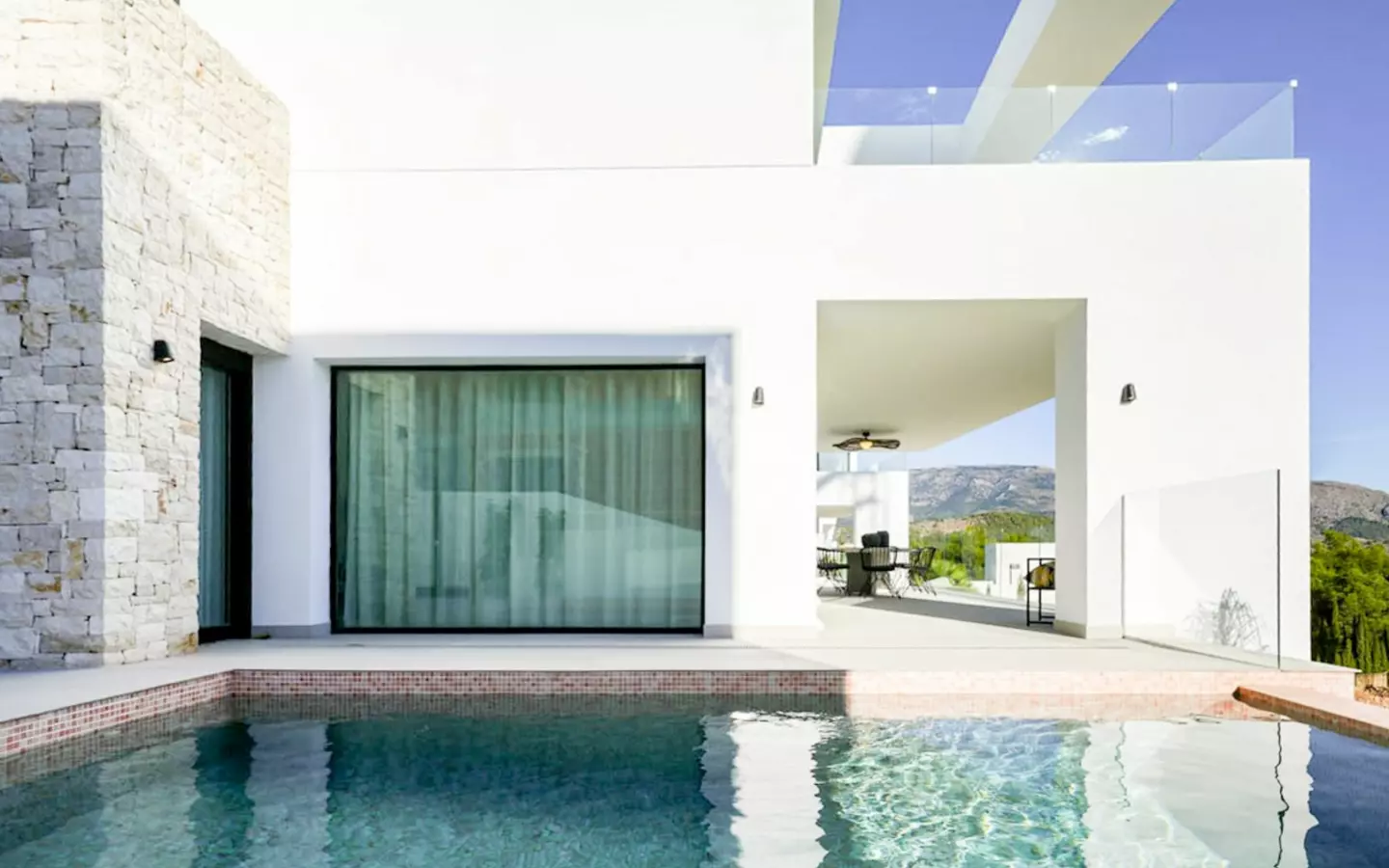 3-bedroom Villa In Polop, Spain (293 M²)