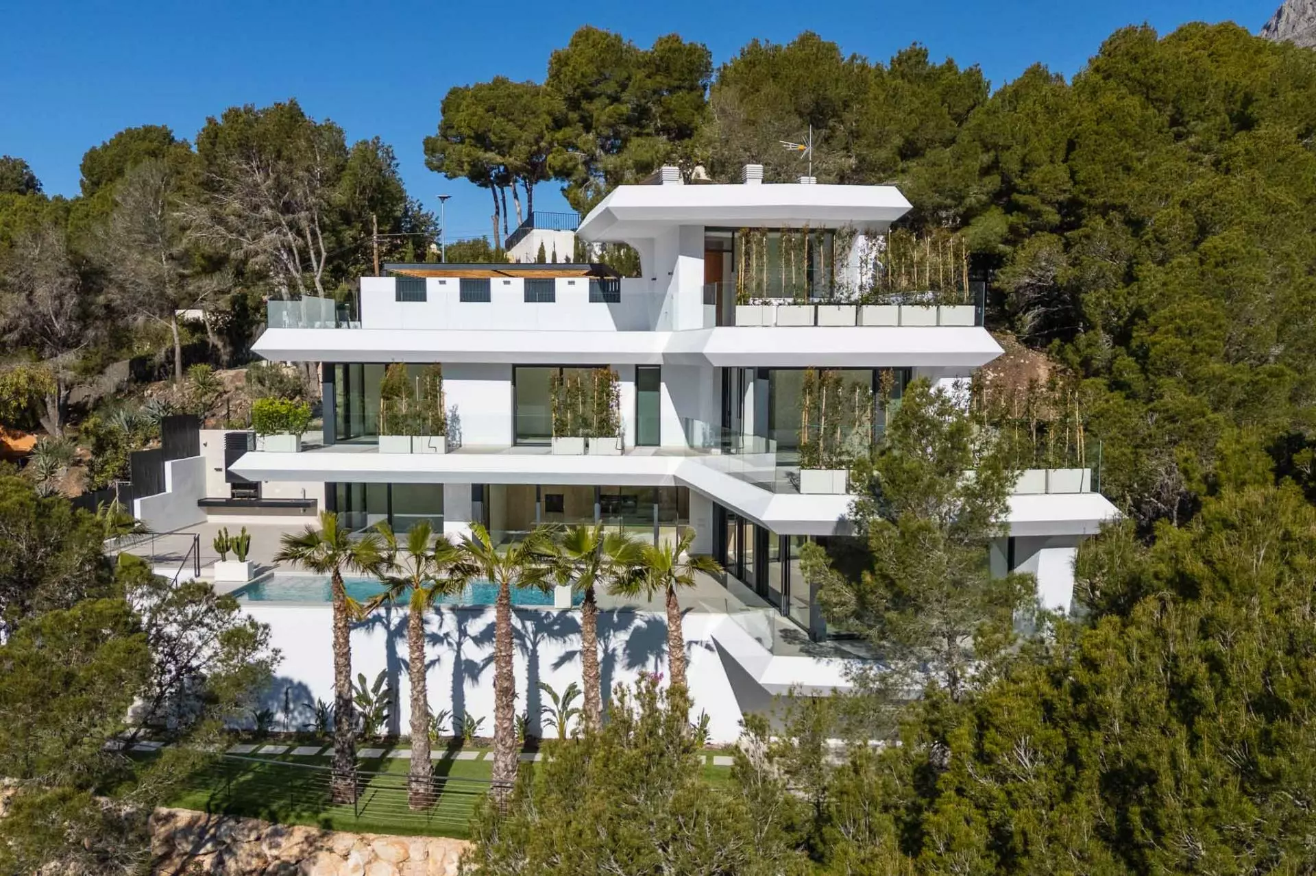4-bedroom Villa In Altea, Spain (609 M²)
