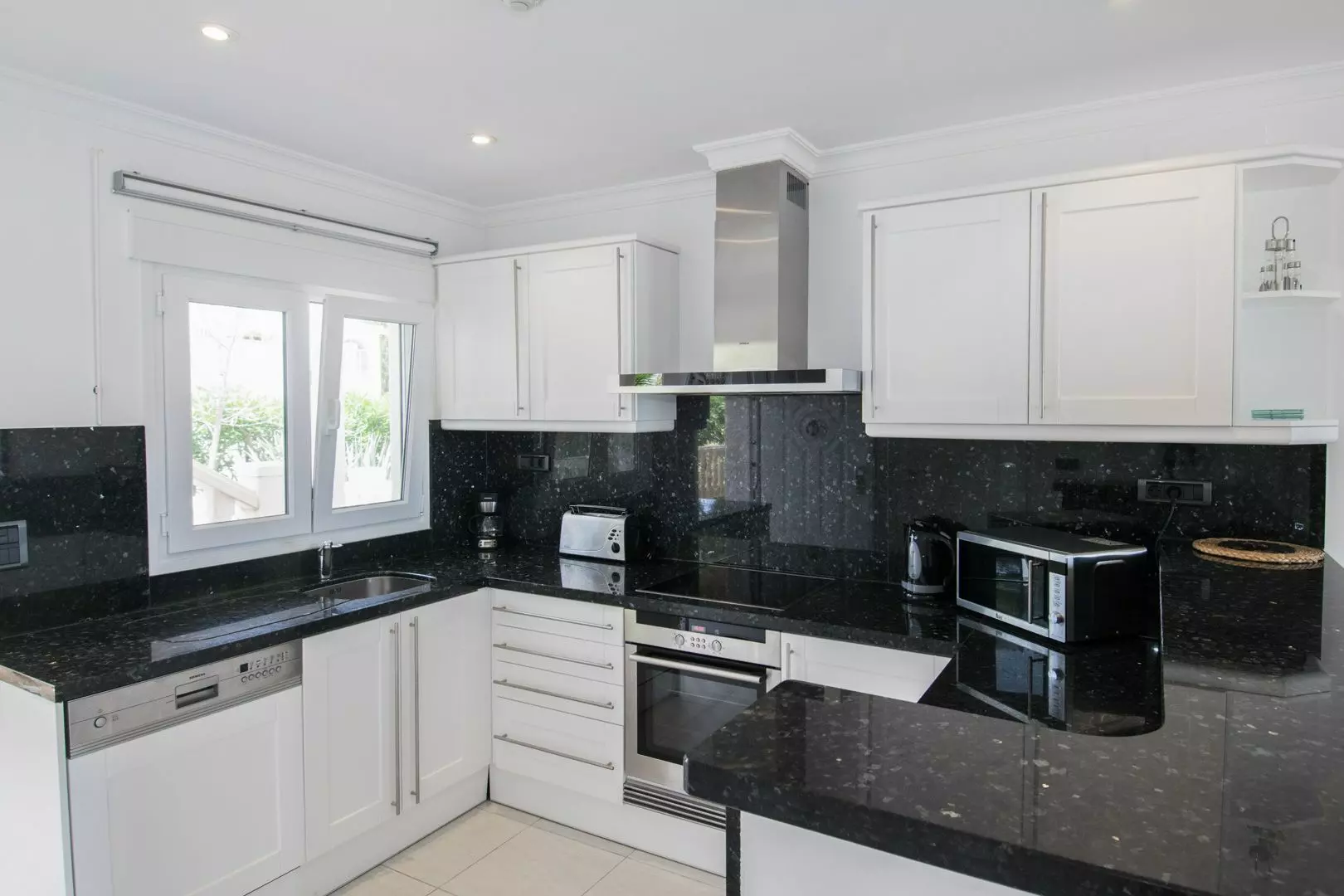 1-bedroom Apartment In Benissa, Spain (88 M²)