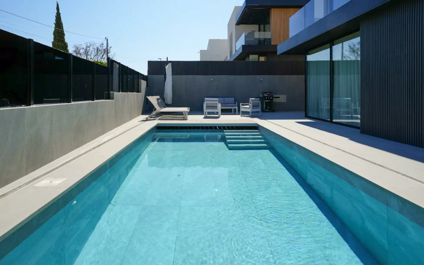 5-bedroom Villa In Alfaz Del Pi, Spain (322 M²)