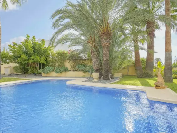4-bedroom Villa In Benissa, Spain (464 M²)