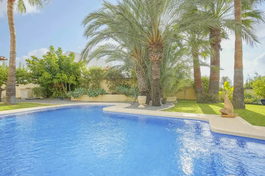 4-bedroom Villa In Benissa, Spain (464 M²)