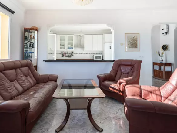4-bedroom Villa In Calpe, Spain (264 M²)