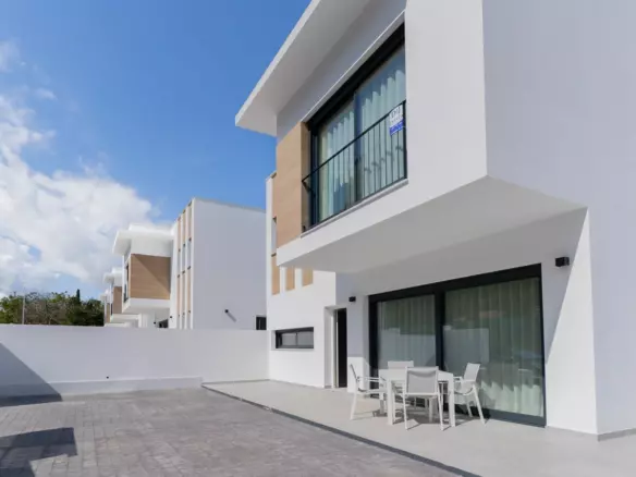 3-bedroom Villa In Denia, Spain (216 M²)