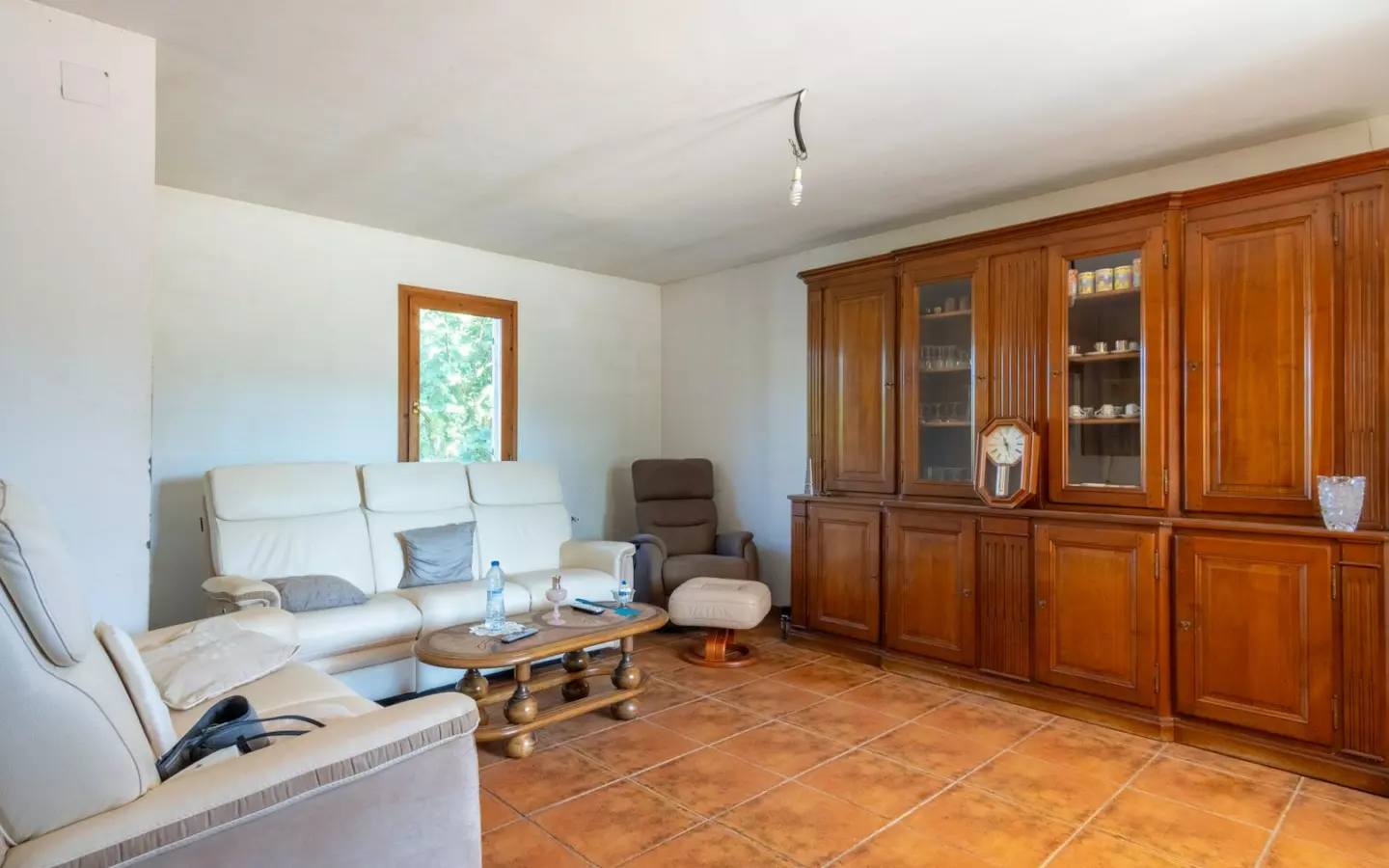 6-bedroom Villa In Pedreguer, Spain (361 M²)