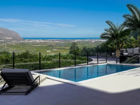 3-bedroom Villa In Pedreguer, Spain (132 M²)