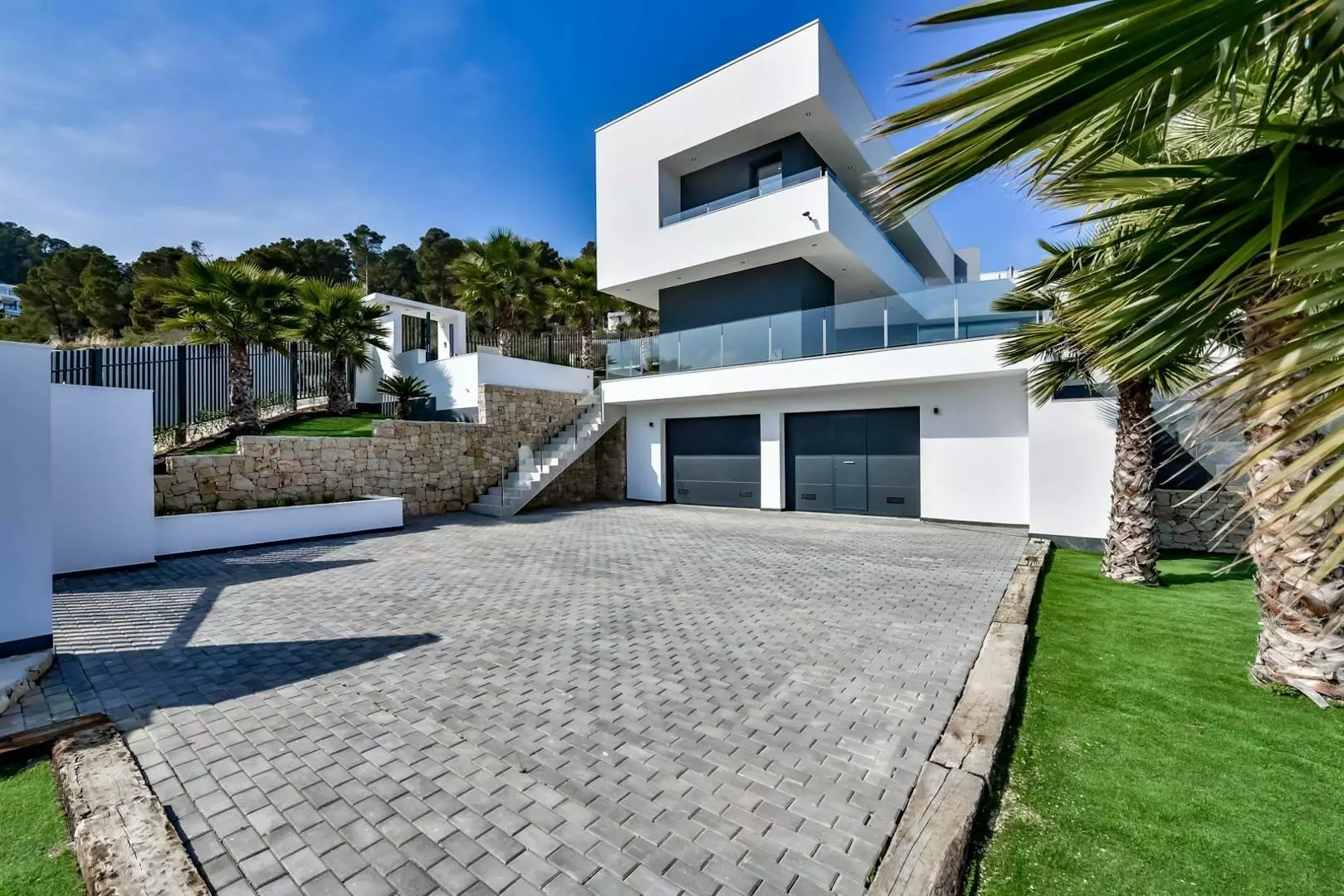 2-4-00aae4 3-bedroom Villa In Jávea – Xàbia, Spain (374 M²)