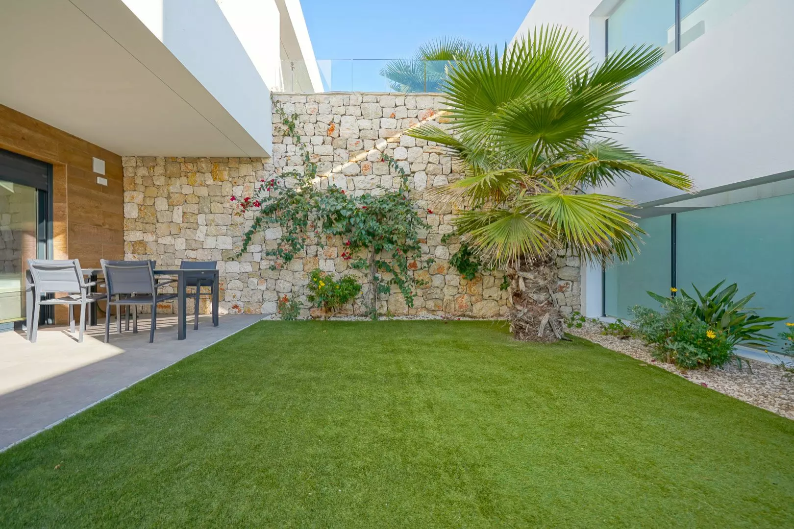 2-bedroom Apartment In Benitachell, Spain (148 M²)