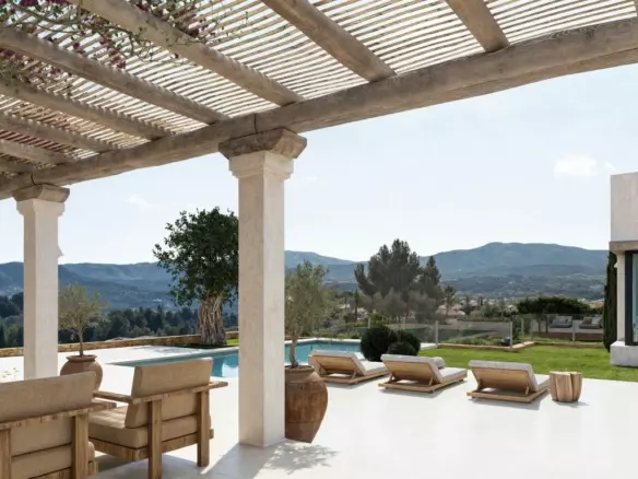 4-bedroom Villa In Jávea – Xàbia, Spain (292 M²)