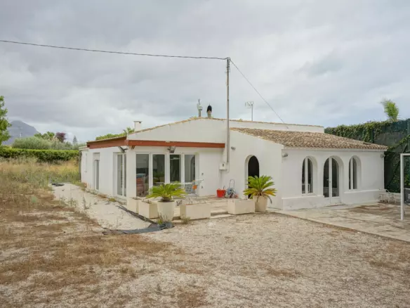 3-bedroom Plot In Jávea – Xàbia, Spain (152 M²)