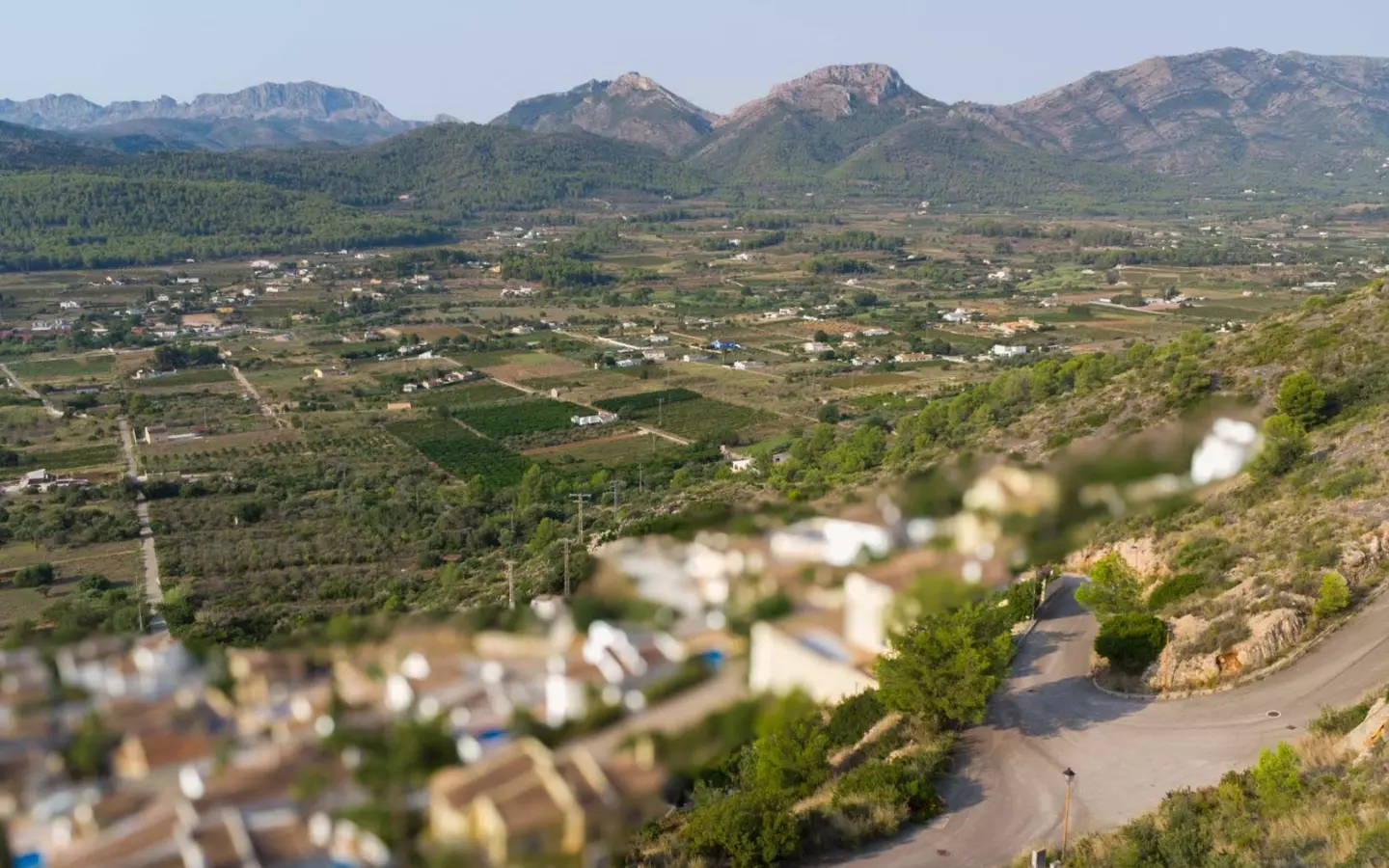 Plot In Jalon – Xalo, Spain (653 M² Plot)