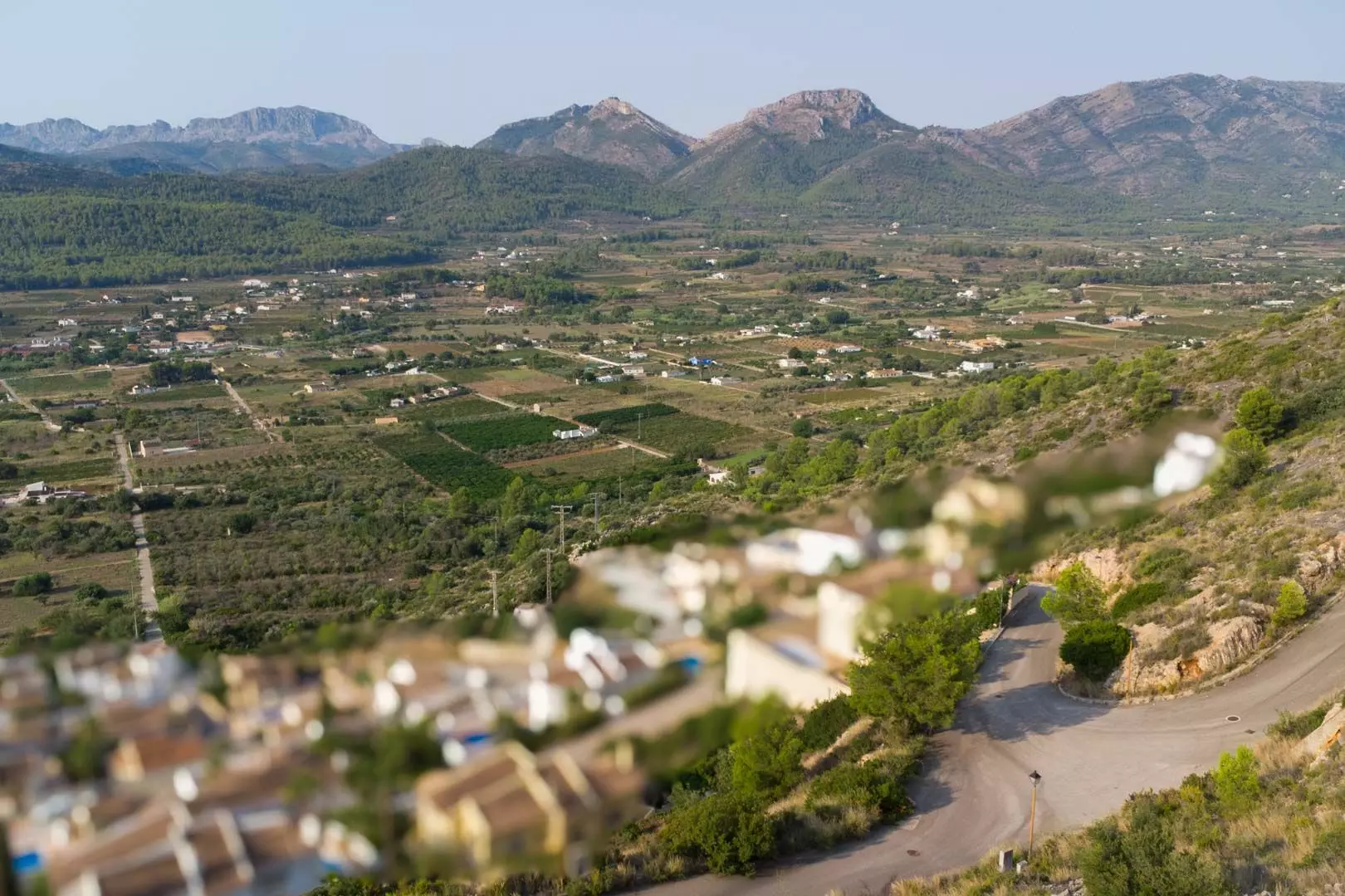 Plot In Jalon – Xalo, Spain (653 M² Plot)