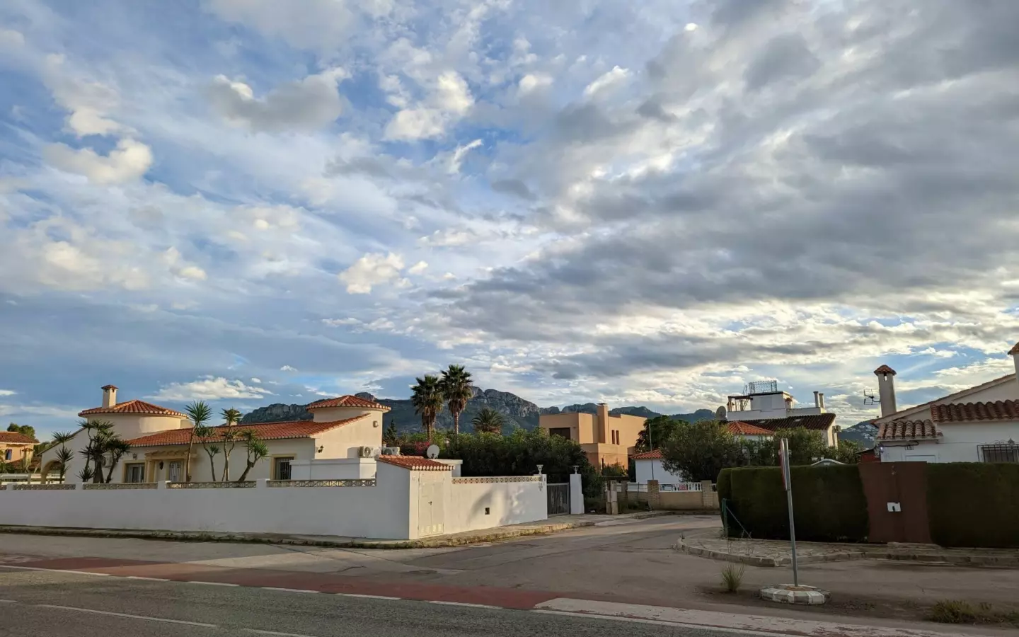Plot In Denia, Spain (1.315 M² Plot)