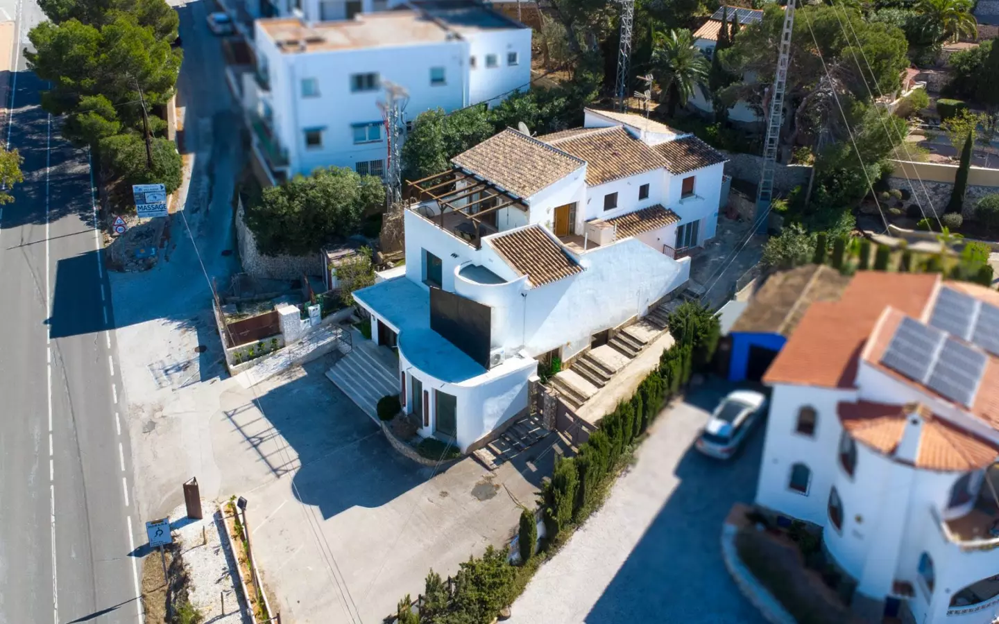 3-bedroom Commercial Unit In Benissa, Spain (301 M²)