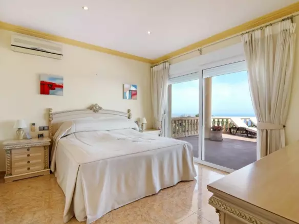4-bedroom Villa In Benissa, Spain (370 M²)