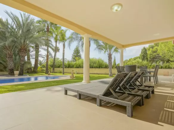 4-bedroom Villa In Benissa, Spain (464 M²)