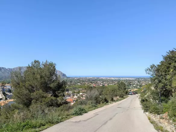 3-bedroom Villa In Pedreguer, Spain (160 M²)