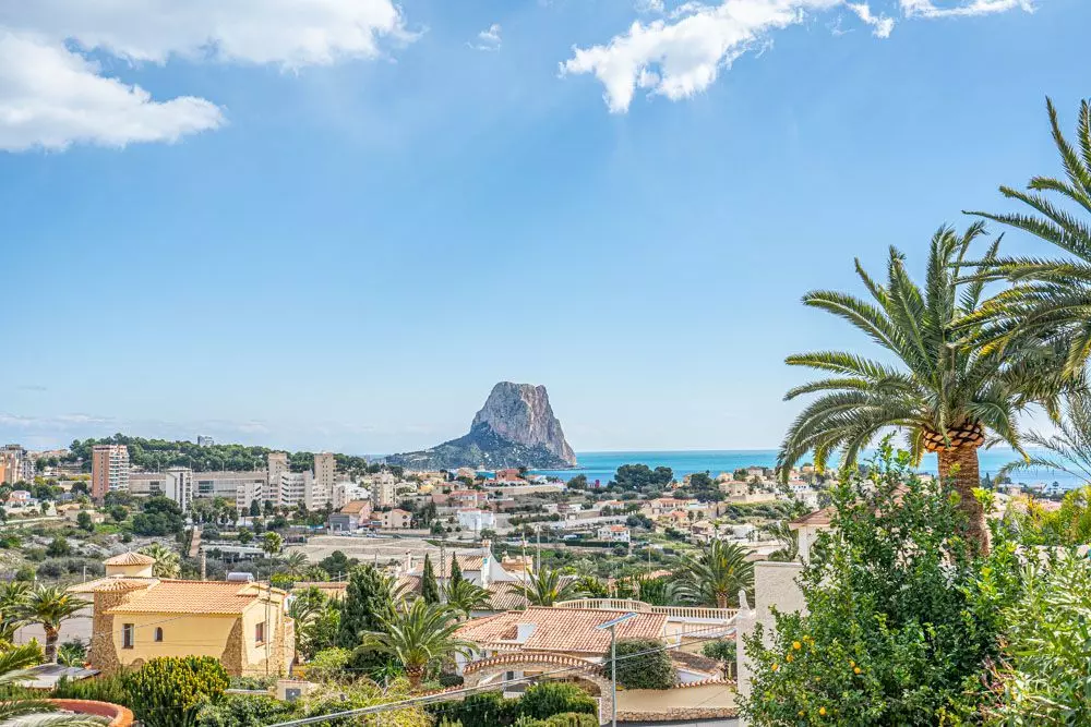 6-bedroom Villa In Calpe, Spain (350 M²)