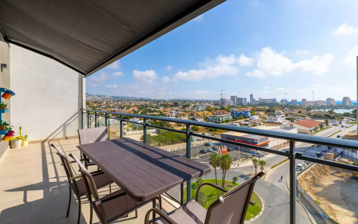 3-bedroom Apartment In Calpe, Spain (100 M²)
