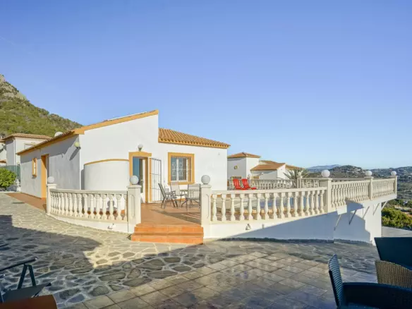 4-bedroom Villa In Calpe, Spain (264 M²)