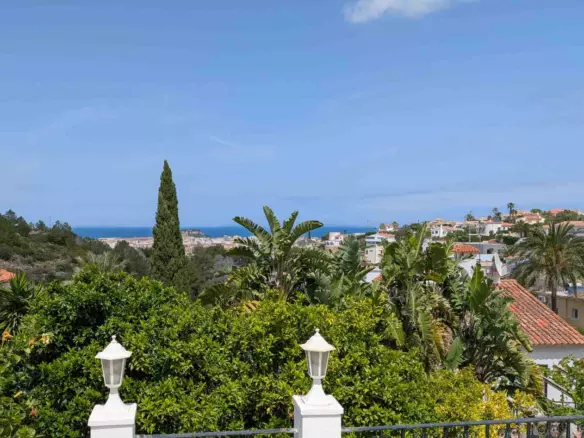 3-bedroom Villa In Denia, Spain (238 M²)