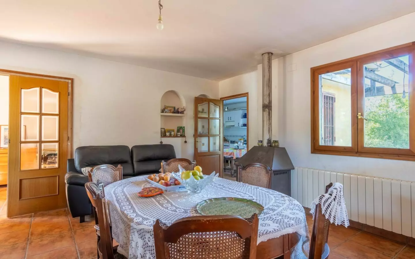 6-bedroom Villa In Pedreguer, Spain (361 M²)