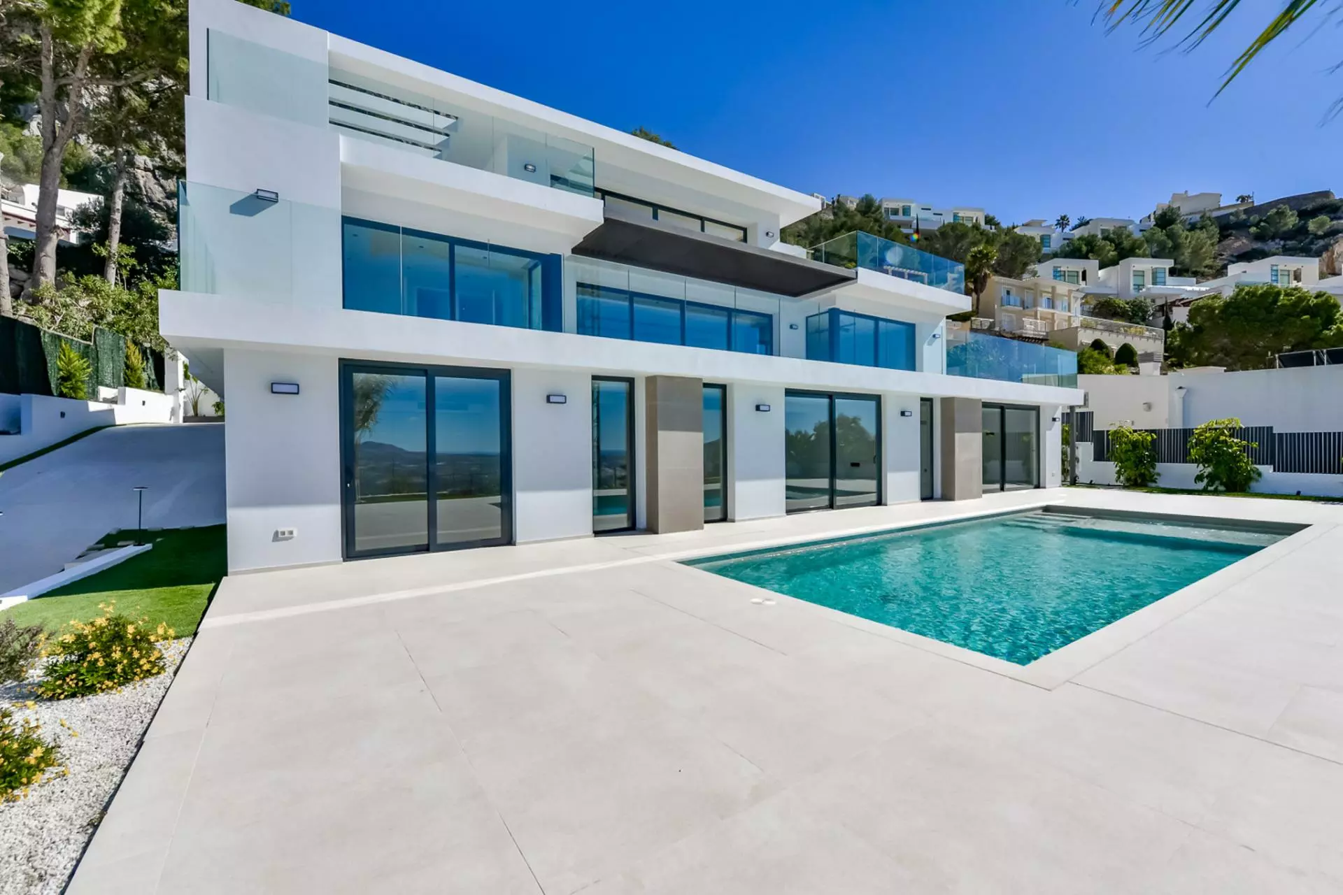 2-4-c70bee 5-bedroom Villa In Altea, Spain (390 M²)