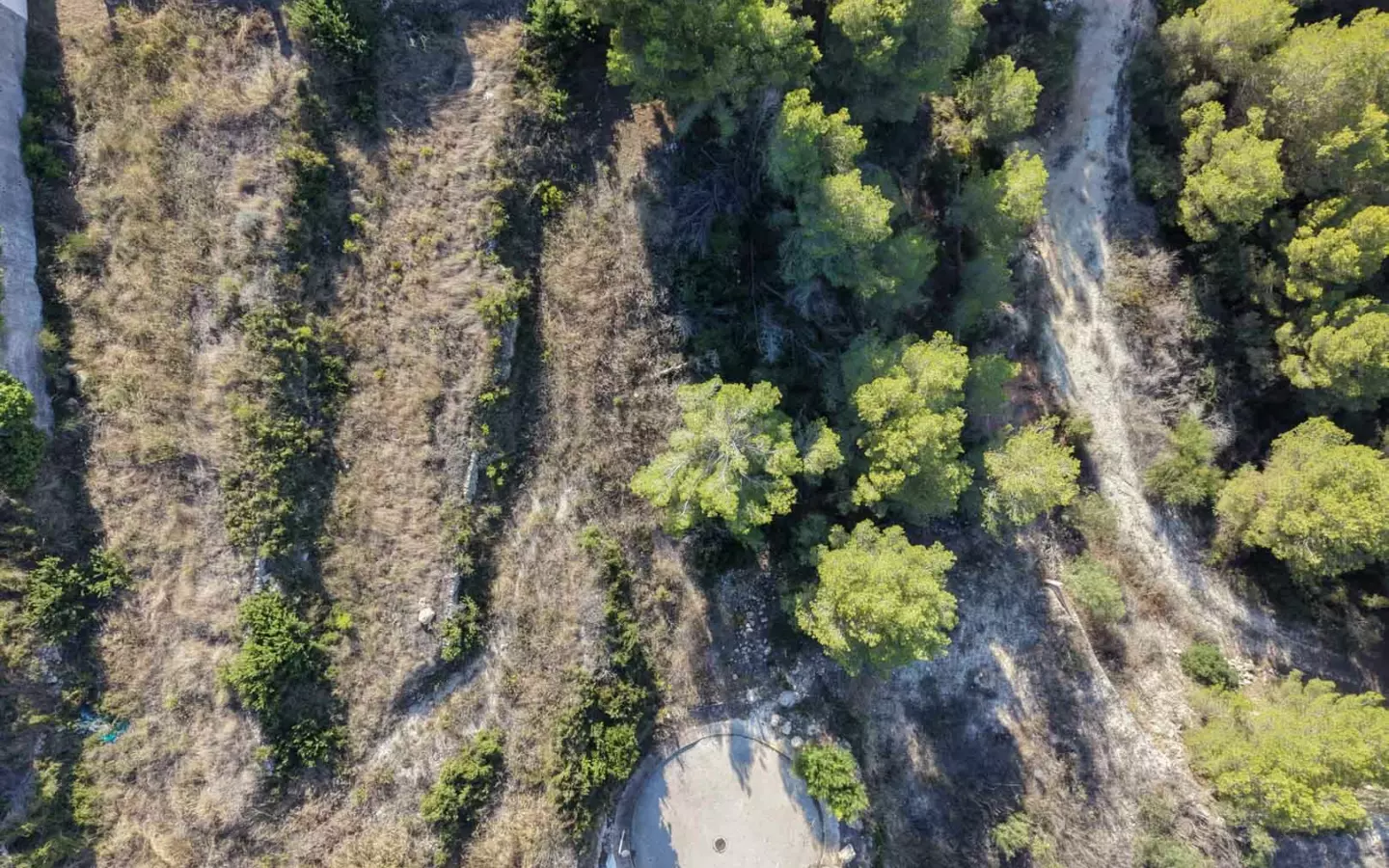 Plot In Moraira, Spain (1.047 M² Plot)