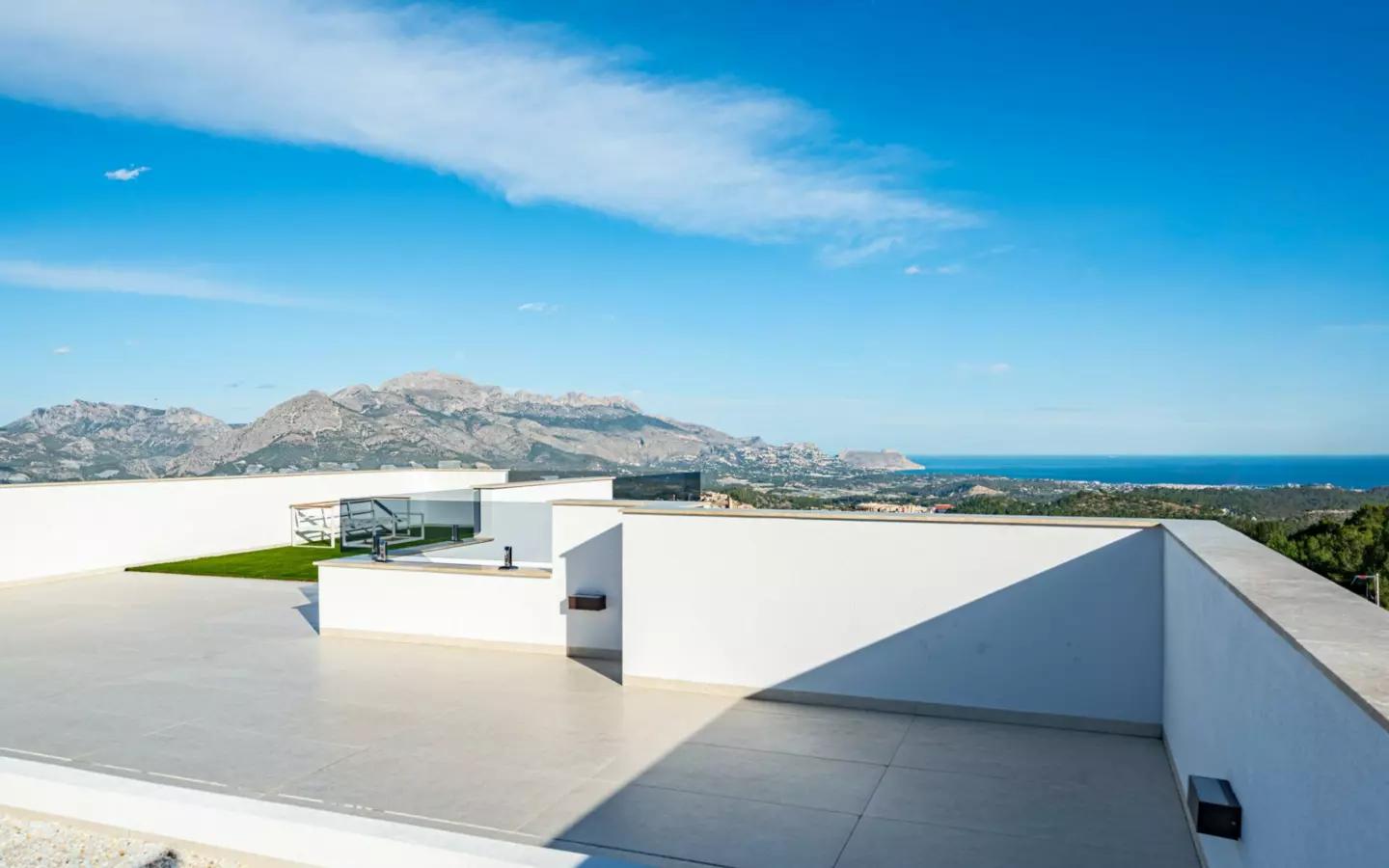 3-bedroom Villa In Polop, Spain (136 M²)
