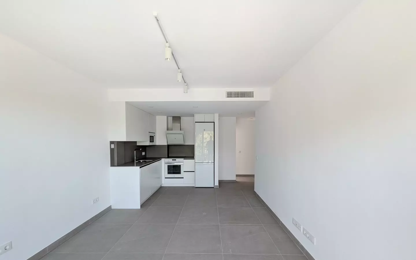 1-bedroom Apartment In Denia, Spain (53 M²)